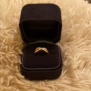Tiffany & Co. diamond infinity ring, rose gold